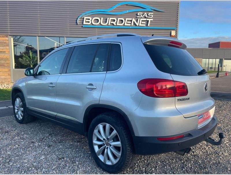 VOLKSWAGEN TIGUAN 2012
