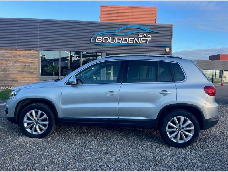 VOLKSWAGEN TIGUAN 2012