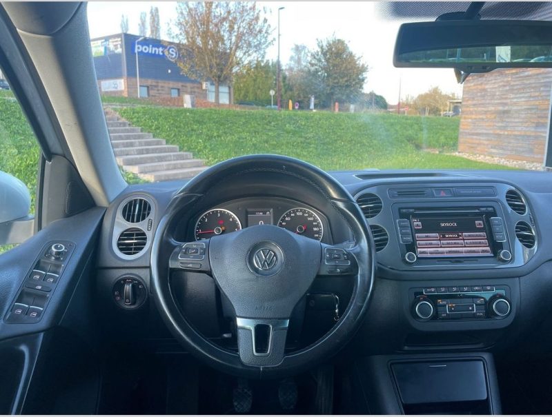 VOLKSWAGEN TIGUAN 2012