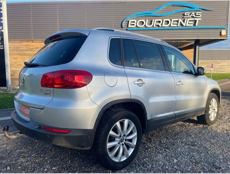 VOLKSWAGEN TIGUAN 2012