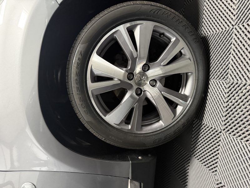 PEUGEOT 2008 - 1 2015