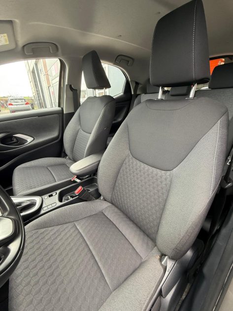 TOYOTA YARIS 1.5i - 12V HYBRID