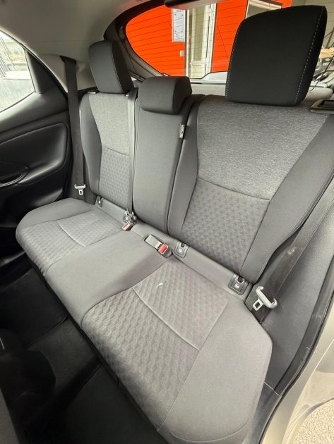 TOYOTA YARIS 1.5i - 12V HYBRID