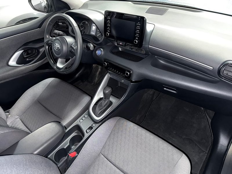 TOYOTA YARIS 1.5i - 12V HYBRID