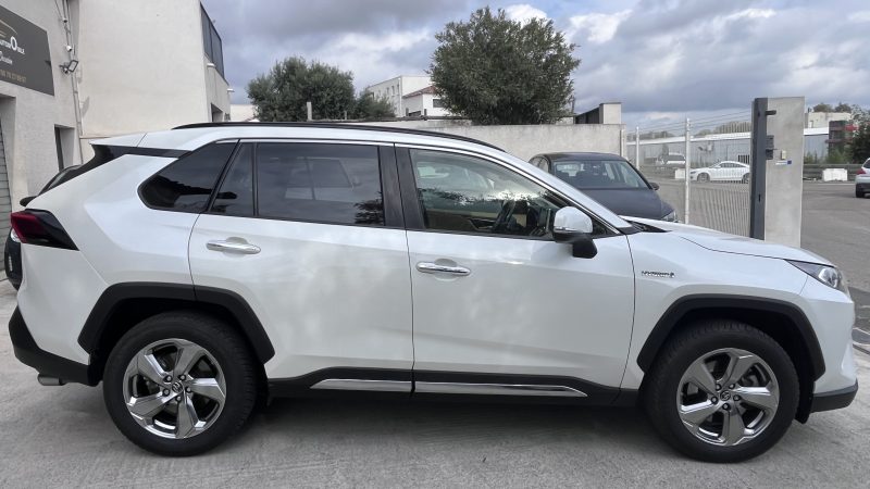 TOYOTA RAV4 2019 