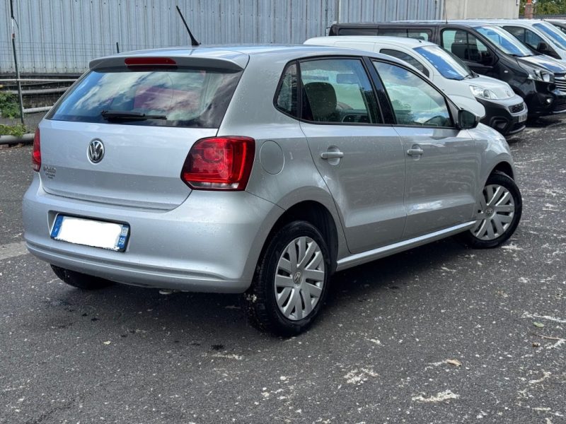 VOLKSWAGEN  POLO 1.2l  70CH 4CV  2013