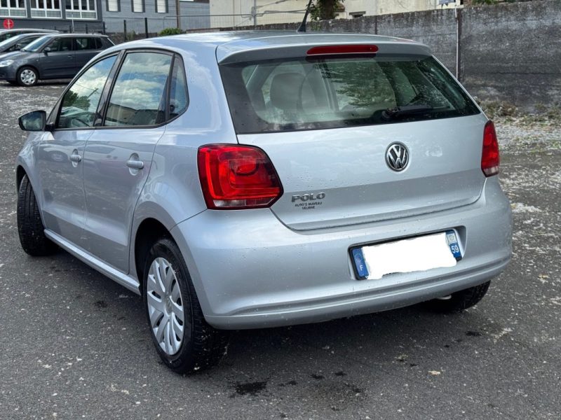 VOLKSWAGEN  POLO 1.2l  70CH 4CV  2013