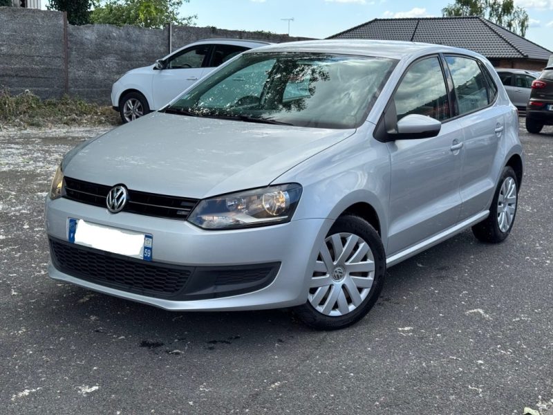 VOLKSWAGEN  POLO 1.2l  70CH 4CV  2013
