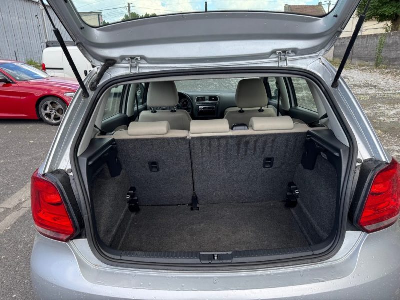 VOLKSWAGEN  POLO 1.2l  70CH 4CV  2013