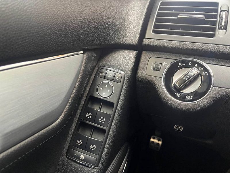 MERCEDES CLASSE C 2009