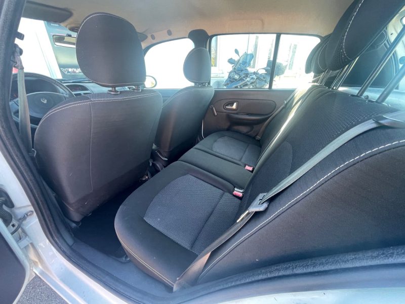 RENAULT CLIO II Campus Evolution 5 Portes 1.2 i GPL eco2 60 ch GARANTIE 6 MOIS