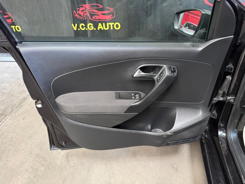 VOLKSWAGEN POLO 1.6 TDI 75 Trendline 
