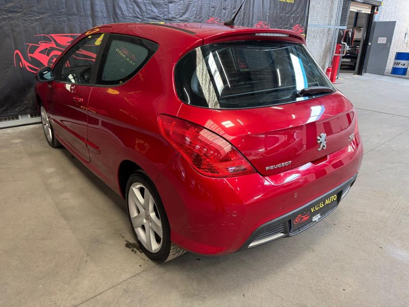 PEUGEOT 308 1.6 HDI 110 Feline 