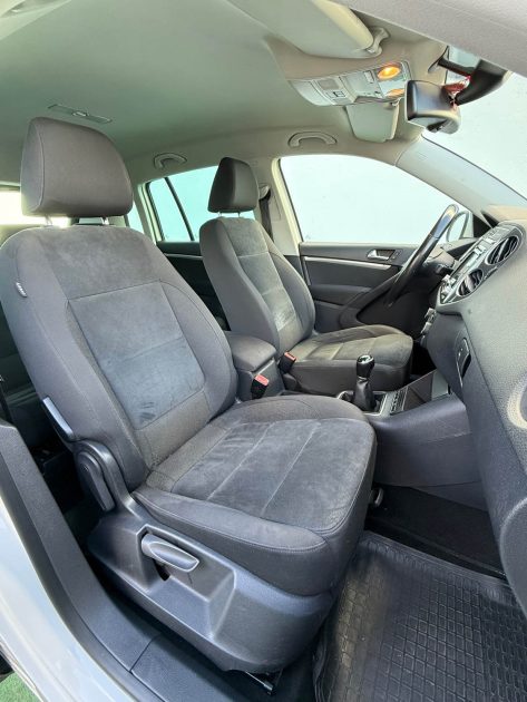 VOLKSWAGEN TIGUAN 2012
