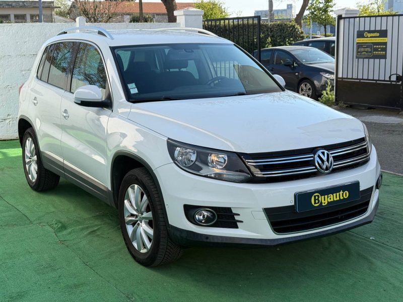 VOLKSWAGEN TIGUAN 2012