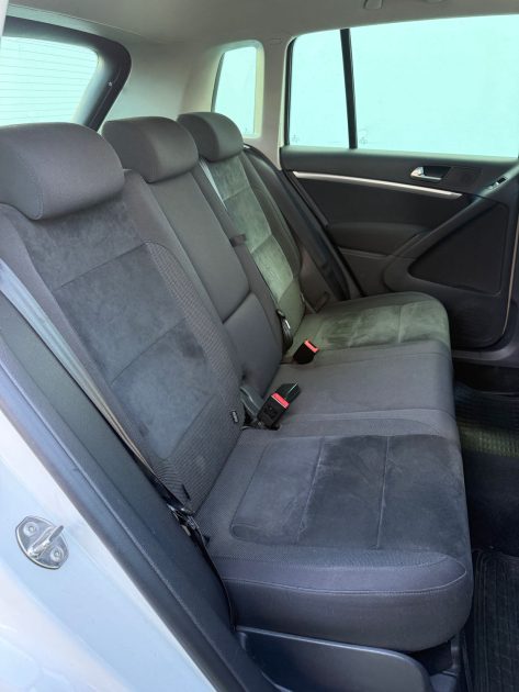 VOLKSWAGEN TIGUAN 2012