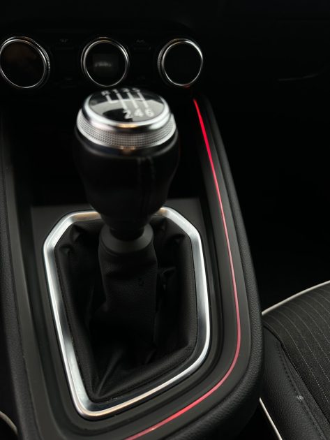 RENAULT CLIO V 5 PORTES 100CV 