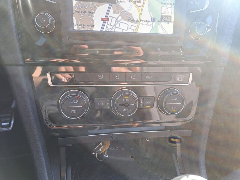 VOLKSWAGEN GOLF 2017