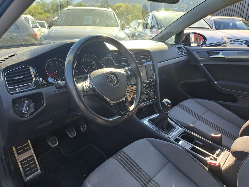 VOLKSWAGEN GOLF 2017