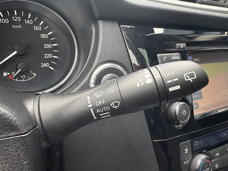 NISSAN QASHQAI 1.2i DIG-T 116Ch N-CONNECTA 