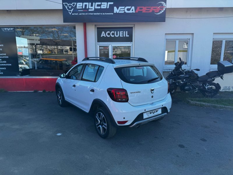 DACIA SANDERO II (2) STEPWAY 0.9 TCE 90CH NAVY GARANTIE 6MOIS