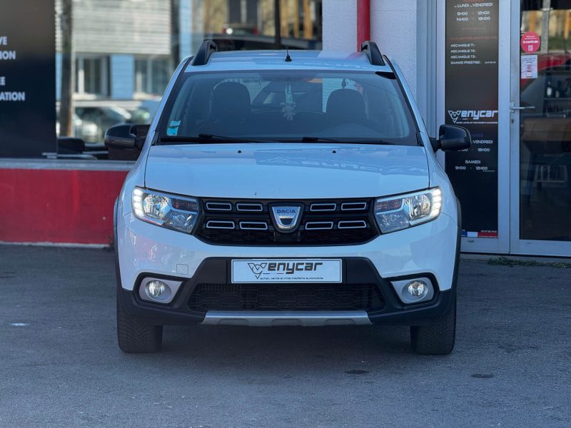 DACIA SANDERO II (2) STEPWAY 0.9 TCE 90CH NAVY GARANTIE 6MOIS