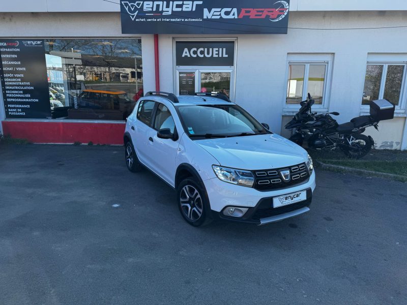 DACIA SANDERO II (2) STEPWAY 0.9 TCE 90CH NAVY GARANTIE 6MOIS