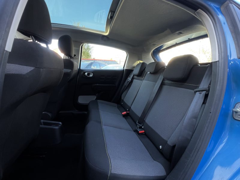 CITROEN C3 III FEEL 1.2 82 Cv 1ERE MAIN / APPLE & ANDROID TOIT PANORAMIQUE Crit Air1 - GARANTIE 1 AN