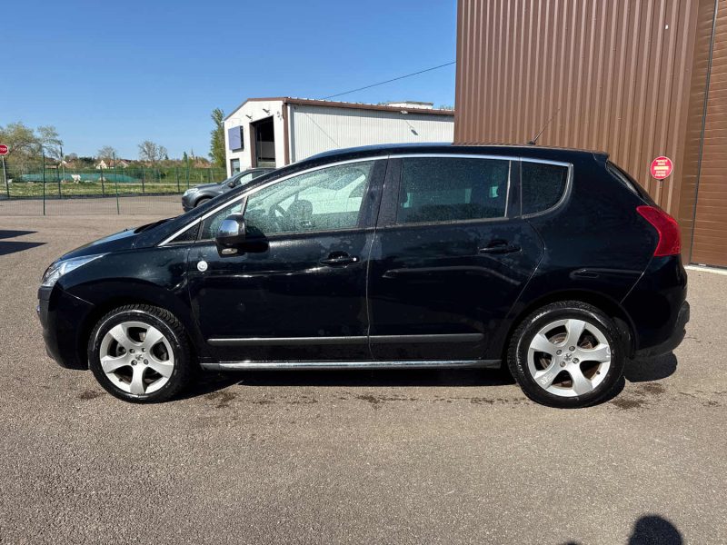 PEUGEOT 3008 2013