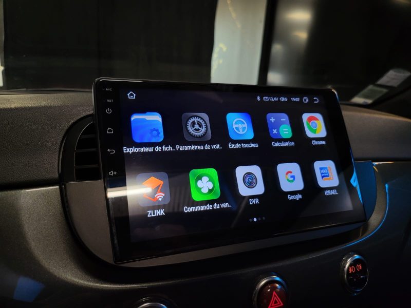 FIAT 500 SPORT 1.4i 100cv BVM6 PACK S TOIT OUVRANT / CLIM AUTO / RADARS DE RECUL / CARPLAY / CUIR