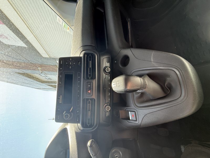 PEUGEOT PARTNER 2021