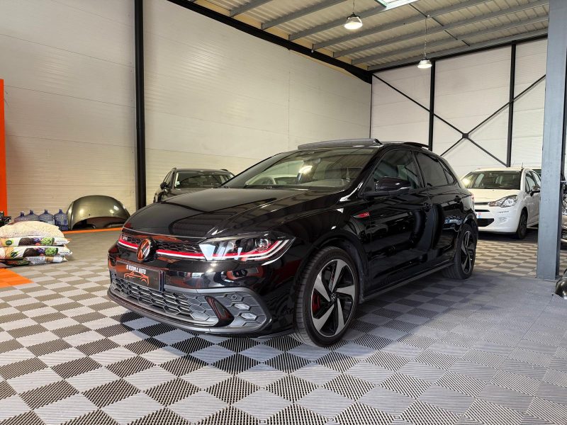 VOLKSWAGEN POLO 2023