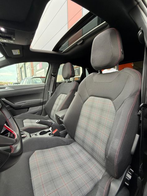 VOLKSWAGEN POLO 2023