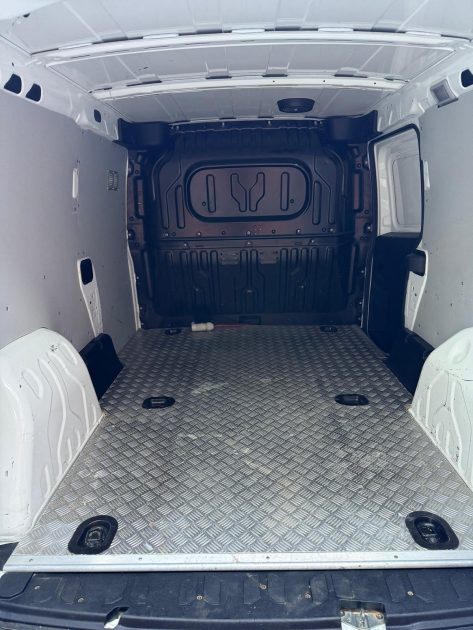 FIAT DOBLO 1.4 T-Jet Phase 2 Bi Carburant (TVA Récupérable)