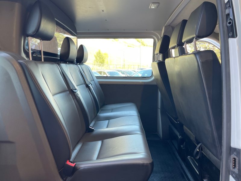 VOLKSWAGEN TRANSPORTER 2021