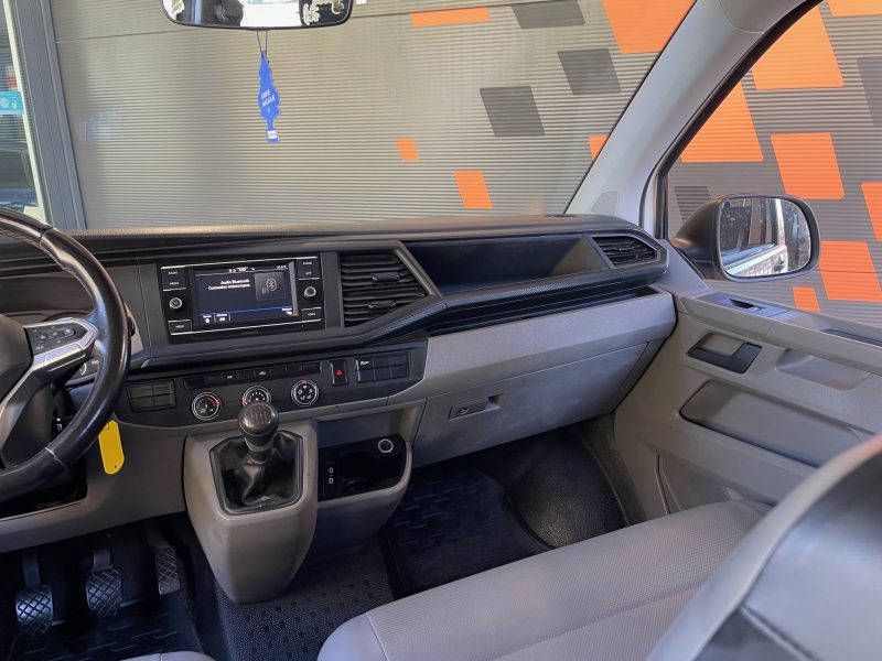 VOLKSWAGEN TRANSPORTER 2021