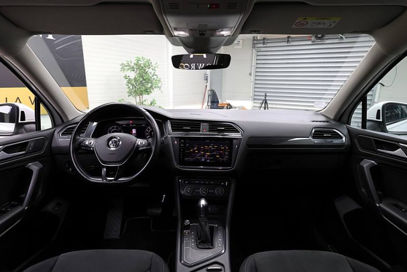 VOLKSWAGEN TIGUAN 2.0 TDI 150 - Carat Exclusive - 7 places