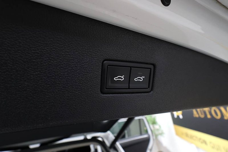 VOLKSWAGEN TIGUAN 2.0 TDI 150 - Carat Exclusive - 7 places