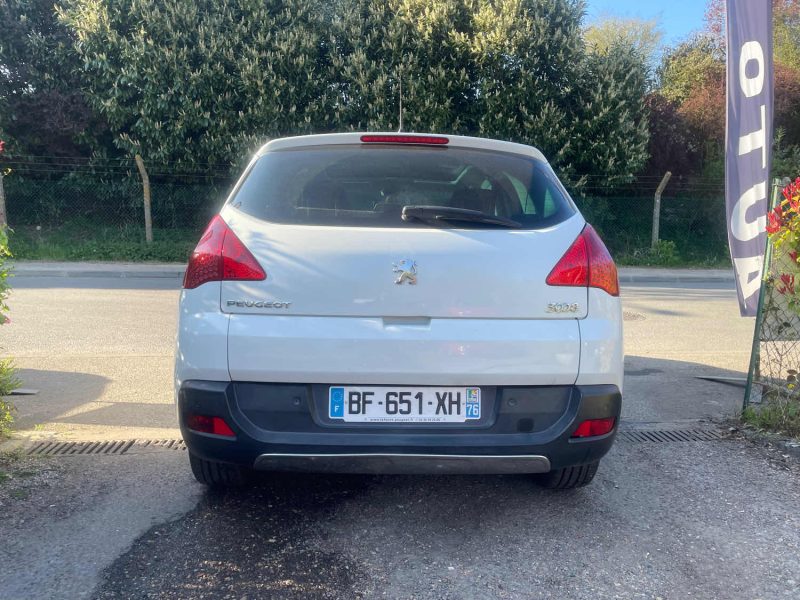 PEUGEOT 3008 PRENIUM 1.6HDI 110CV