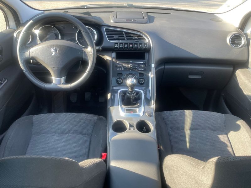 PEUGEOT 3008 PRENIUM 1.6HDI 110CV