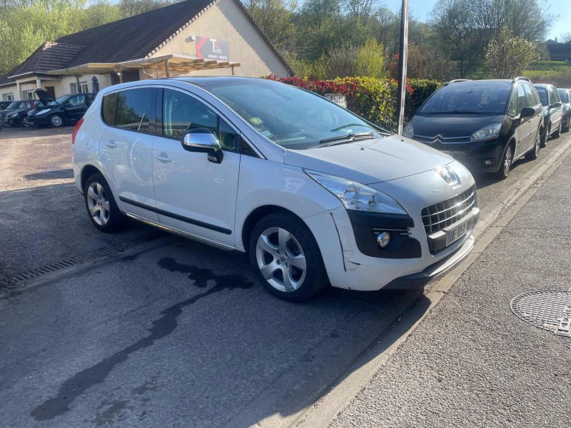 PEUGEOT 3008 PRENIUM 1.6HDI 110CV