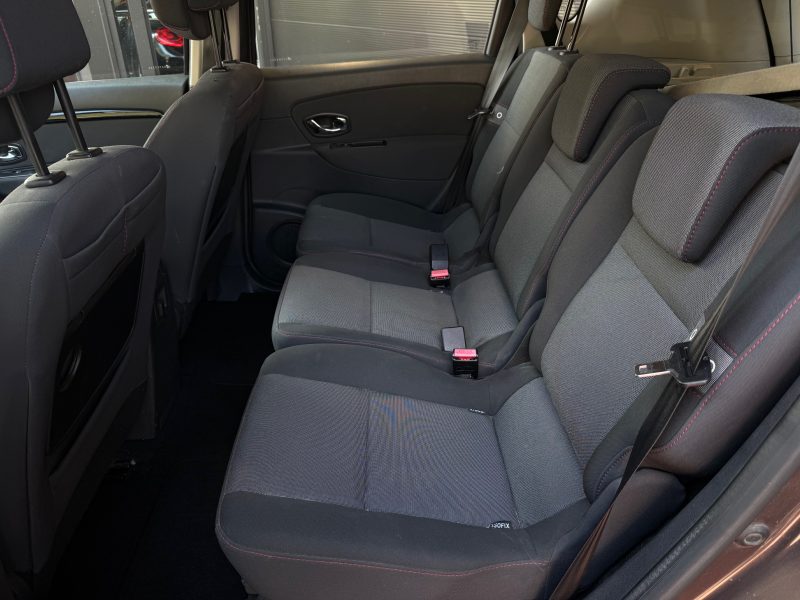 RENAULT MEGANE SCENIC 2012