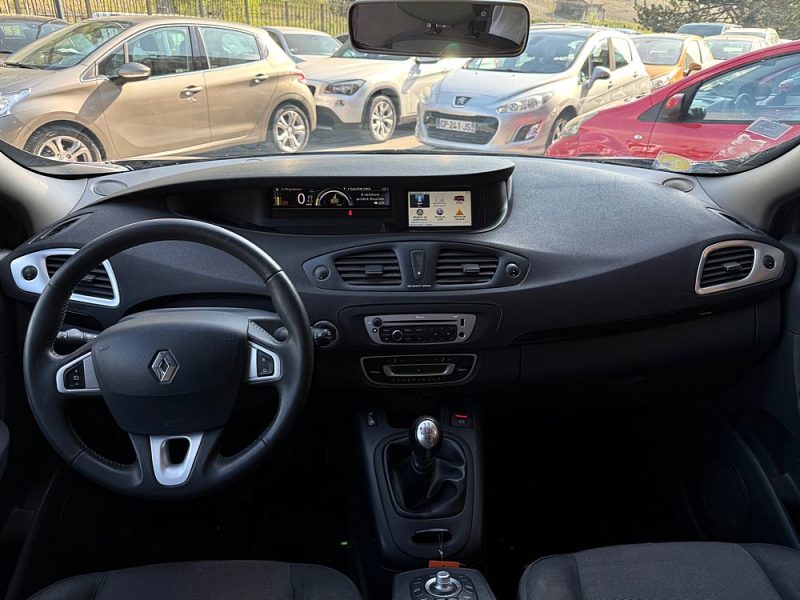 RENAULT MEGANE SCENIC 2012