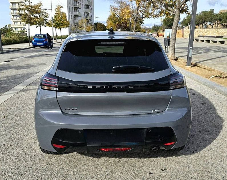 PEUGEOT N208 5P ALLURE PURETECH 100 S&S 6 VEL MAN 2024