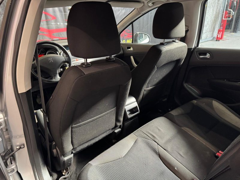 PEUGEOT 308 1.6 HDI 92 Premium 