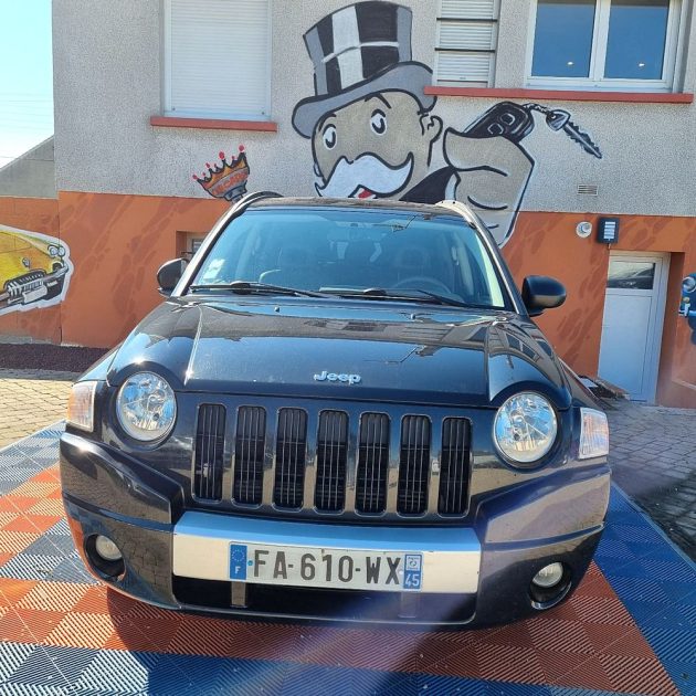 JEEP COMPASS 2.0 CRD 4x4  bien lire l'annonce