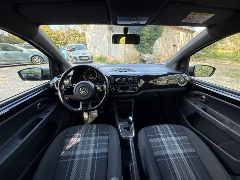 VOLKSWAGEN UP! 1.0 MPI 60 CLUB 5P