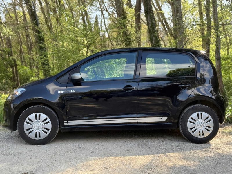VOLKSWAGEN UP! 1.0 MPI 60 CLUB 5P