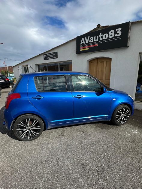 SUZUKI SWIFT 2007 1.3i 92cv / Moteur à Chaine / Embrayage neuf / CT OK 