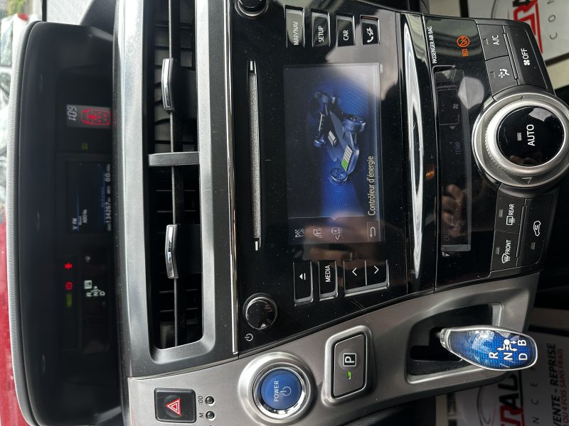 TOYOTA PRIUS PLUS 2020